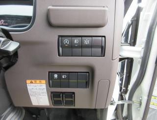 三菱 クレーン付 小型 令和7年4月 ◆商談中◆　2PGーFEB90 10枚目