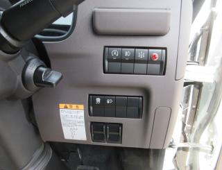 三菱 クレーン付 小型  ◆商談中◆　2PGーFEB90 10枚目