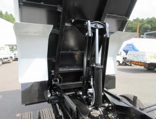 三菱 ダンプ 中型  2KGーFK62F 30枚目