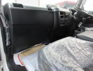 三菱 ダンプ 中型  2KGーFK62F 19枚目