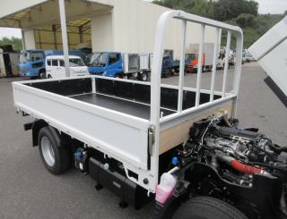 三菱 平ボデー・Wキャブ・シャーシ 小型  2RGーFBAV0 47枚目