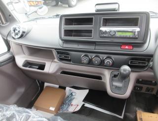 三菱 平ボデー・Wキャブ・シャーシ 小型  2RGーFBAV0 12枚目