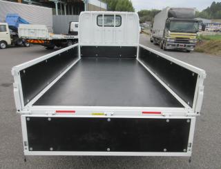 三菱 平ボデー・Wキャブ・シャーシ 小型  2RGーFBAV0 22枚目