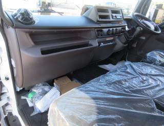 三菱 バン 小型 令和7年11月 2PGーFEB80 20枚目