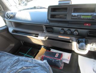 三菱 クレーン付 小型 令和7年11月 2PGーFEB90 12枚目