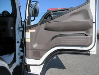 三菱 冷凍・保冷 小型 令和7年11月 2RGーFBAV0 8枚目