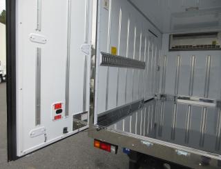 三菱 冷凍・保冷 小型 令和7年11月 2RGーFBAV0 30枚目