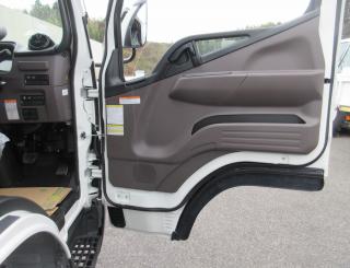 三菱 平ボデー・Wキャブ・シャーシ 小型 令和7年11月 2PGーFEB90 8枚目