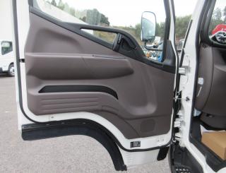 三菱 平ボデー・Wキャブ・シャーシ 小型 令和7年11月 2PGーFEB90 22枚目