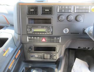 三菱 クレーン付 大型  2PGーFU84VZ 13枚目