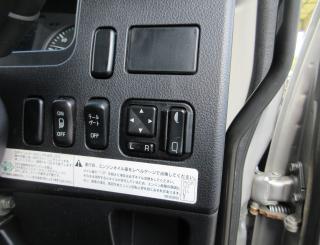 三菱 バン 中型 令和2年9月 2KGーFK65F 10枚目