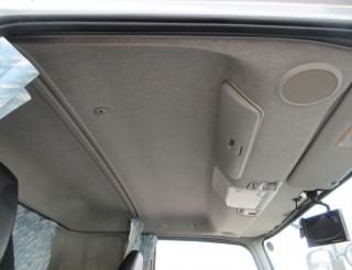 三菱 バン 中型 令和2年9月 2KGーFK65F 16枚目