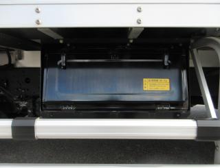 三菱 バン 中型 令和2年9月 2KGーFK65F 35枚目