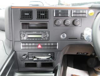 三菱 トラクター 大型  2RGーFP84VDR 13枚目