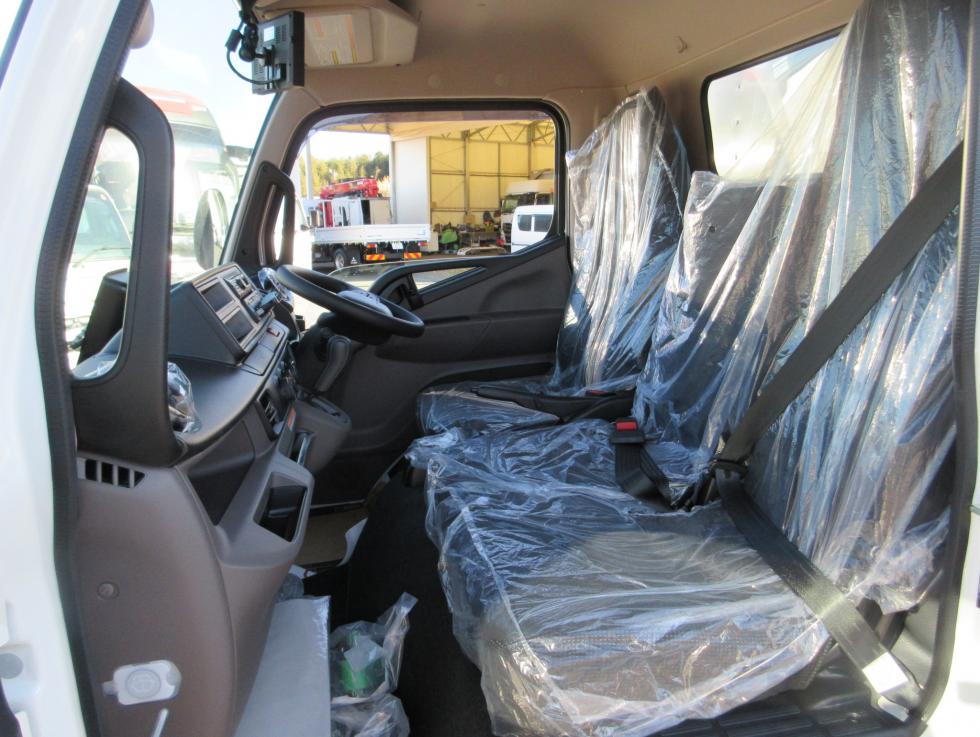 三菱 バン 小型  ◆商談中◆　2PGーFEA80 17枚目