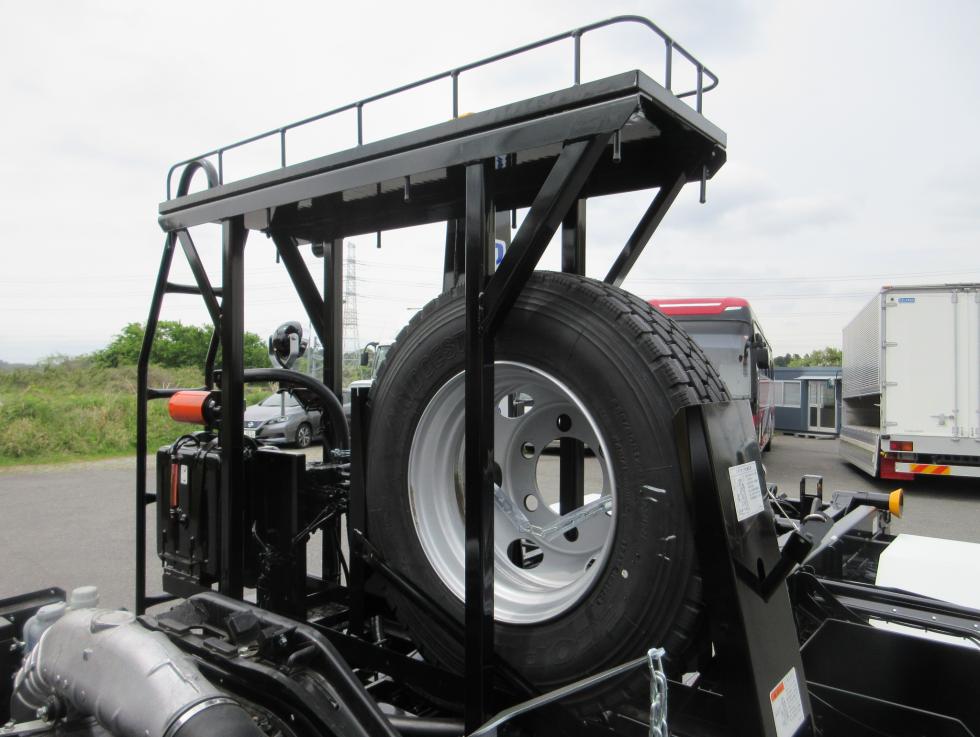 三菱 アームロール 中型 令和7年4月 ◆商談中◆　2KGーFK72F 49枚目