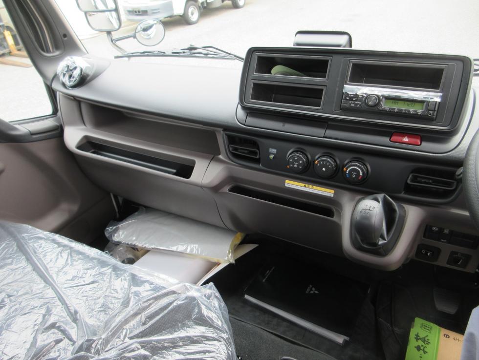 三菱 クレーン付 小型 令和7年4月 ◆商談中◆　2PGーFEB90 12枚目