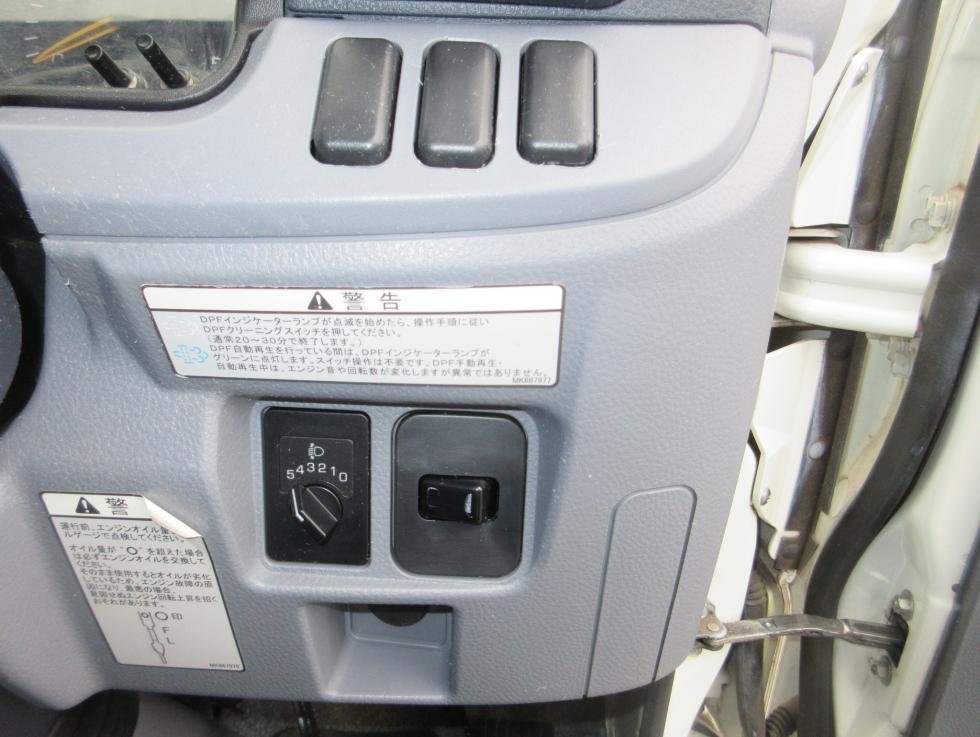 三菱 バン 小型 平成27年12月 TPGーFBA00 10枚目