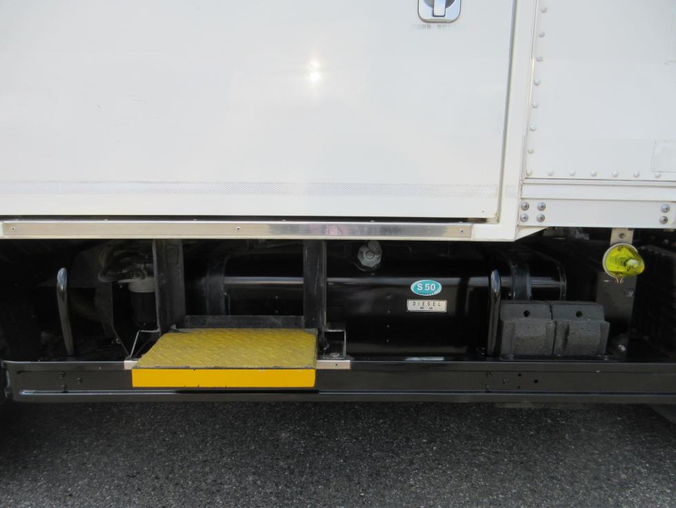 三菱 その他 小型 平成17年6月 PAーFE72DC 43枚目