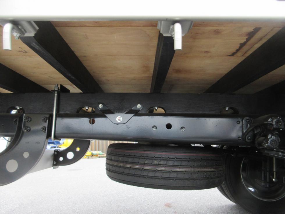 三菱 クレーン付 中型  2KGーFK72F 37枚目