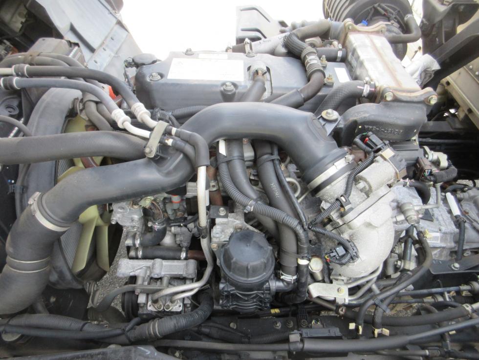 いすゞ バン 中型 平成27年9月 TKGーFRR90S2 43枚目