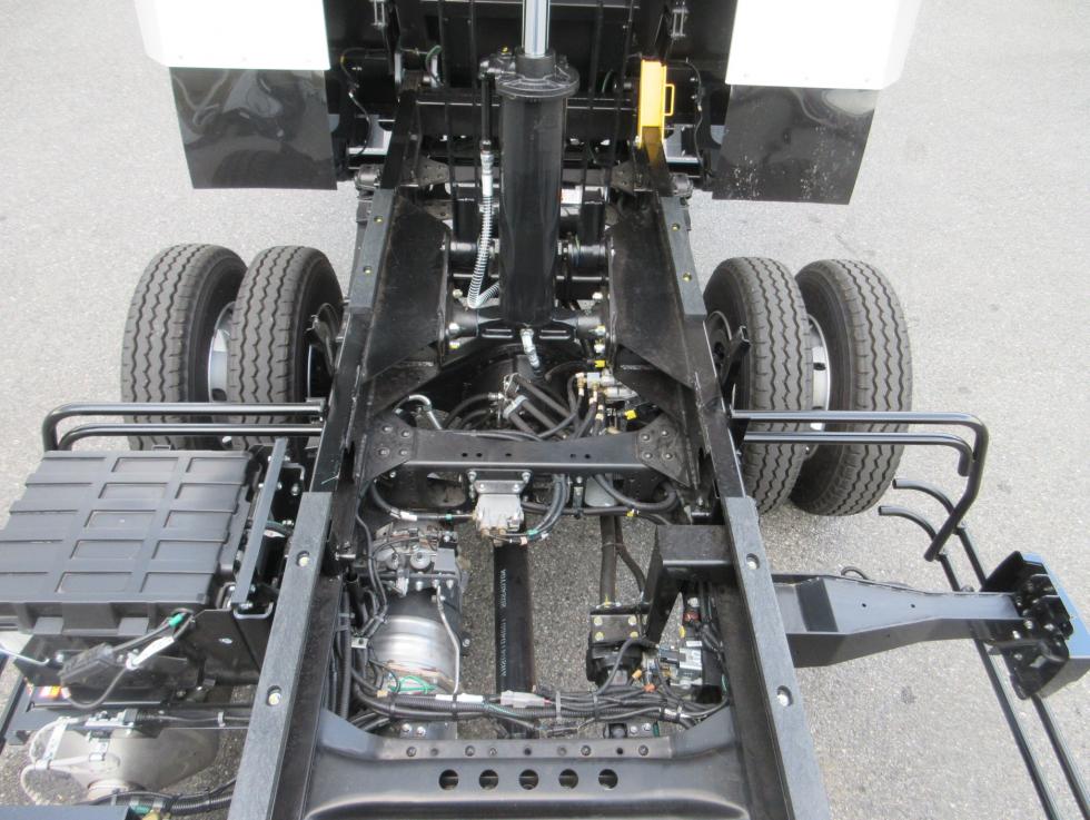 三菱 ダンプ 中型  2KGーFK62F 26枚目