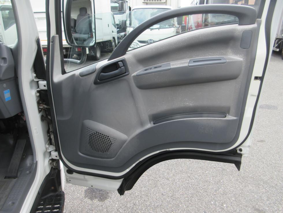 いすゞ その他 小型 平成21年4月 BDGーNMR85AN 8枚目