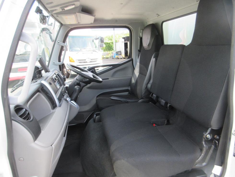 三菱 冷凍・保冷 小型 令和2年7月 ◆商談中◆　2RGーFDA20 15枚目