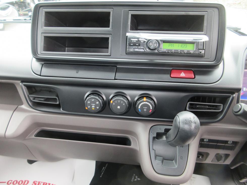 三菱 平ボデー・Wキャブ・シャーシ 小型  2RGーFBAV0 13枚目