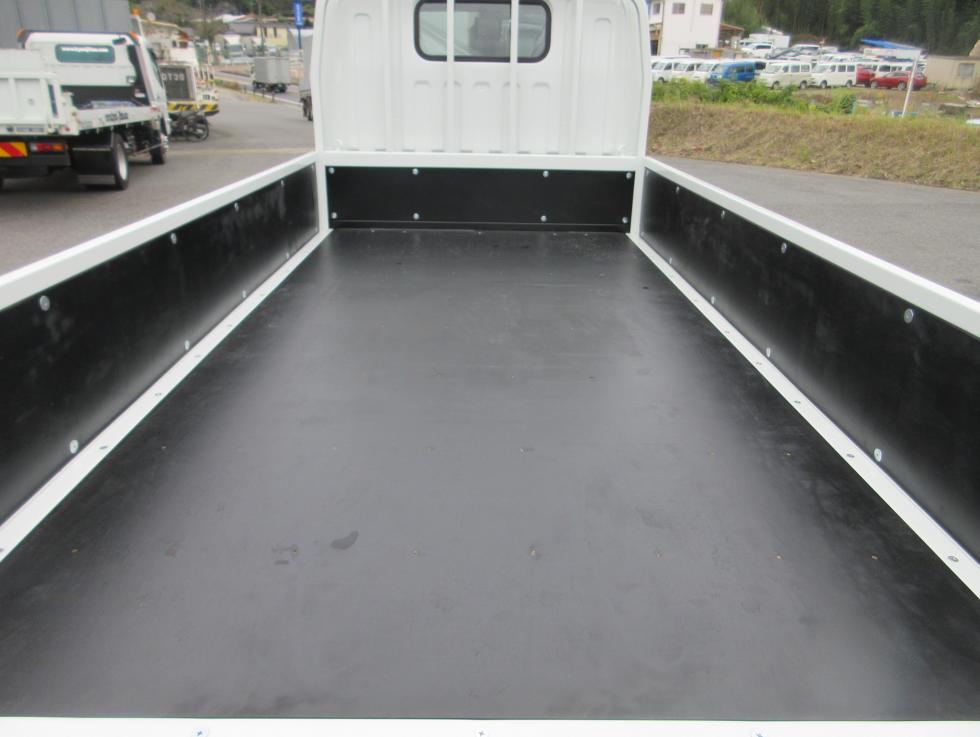 三菱 平ボデー・Wキャブ・シャーシ 小型  2RGーFBAV0 21枚目