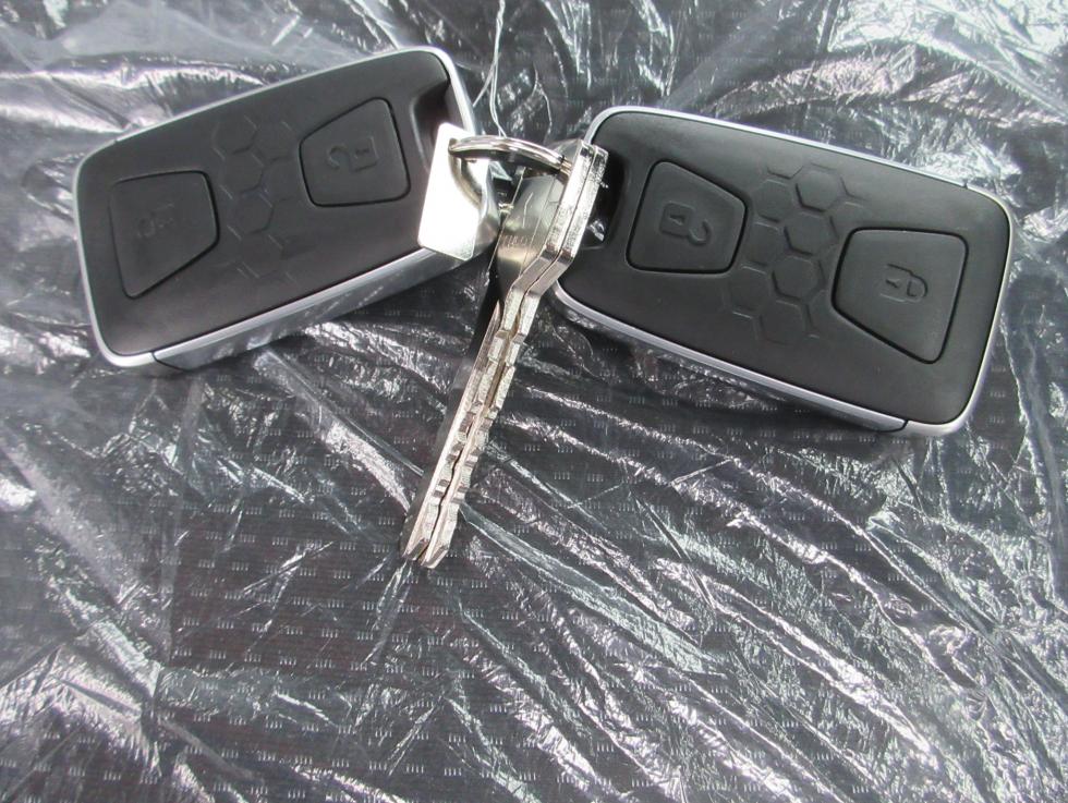 三菱 平ボデー・Wキャブ・シャーシ 小型  2RGーFBAV0 41枚目