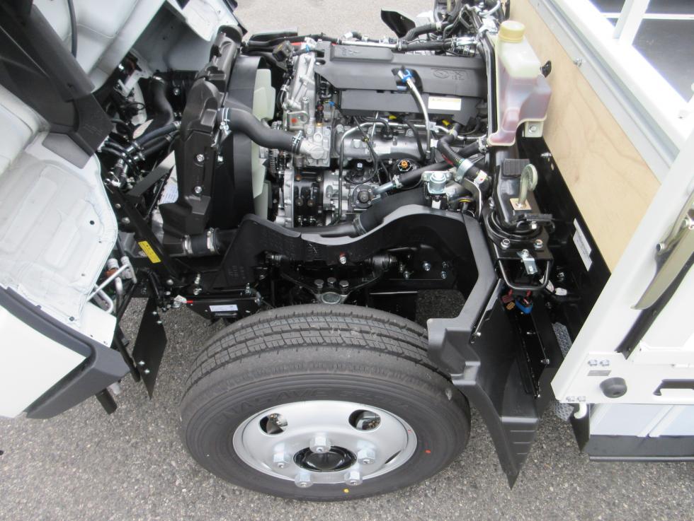 三菱 平ボデー・Wキャブ・シャーシ 小型  2RGーFBAV0 44枚目