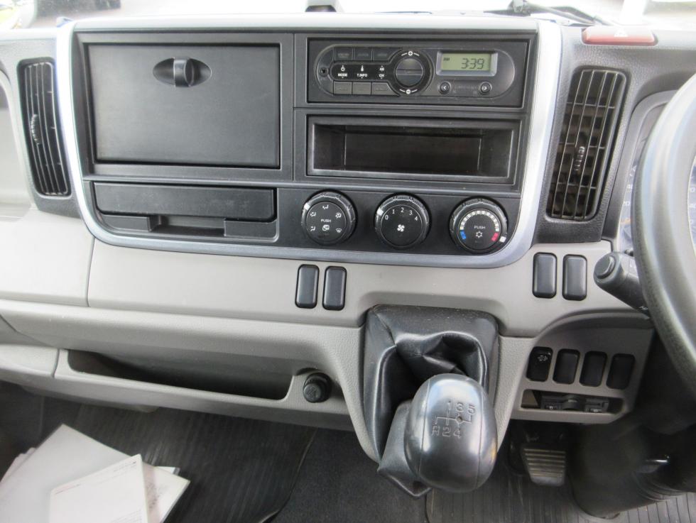 三菱 平ボデー・Wキャブ・シャーシ 小型 平成30年3月 TPGーFBA20 14枚目