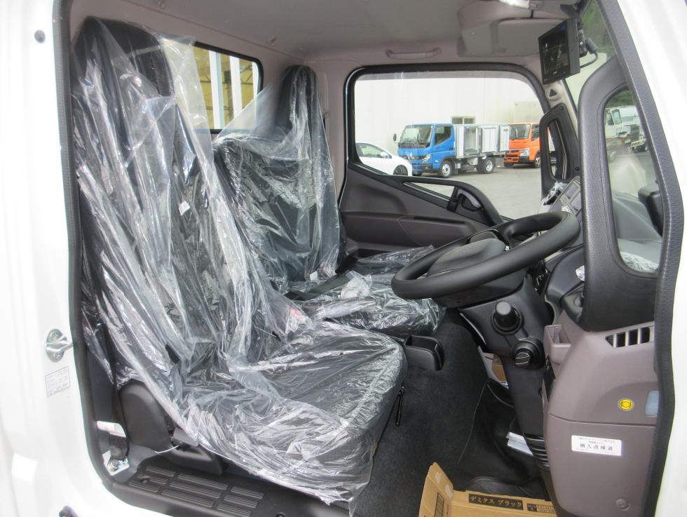 三菱 平ボデー・Wキャブ・シャーシ 小型  2RGーFBAV0 7枚目