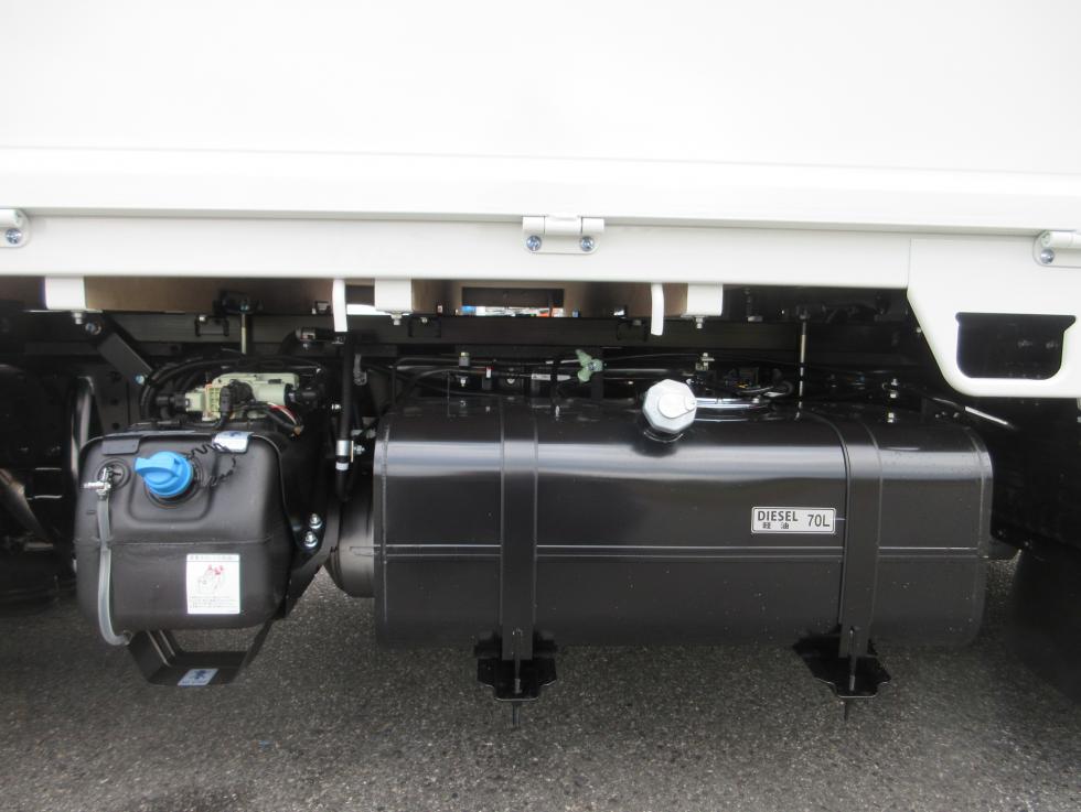 三菱 平ボデー・Wキャブ・シャーシ 小型  2RGーFBAV0 32枚目