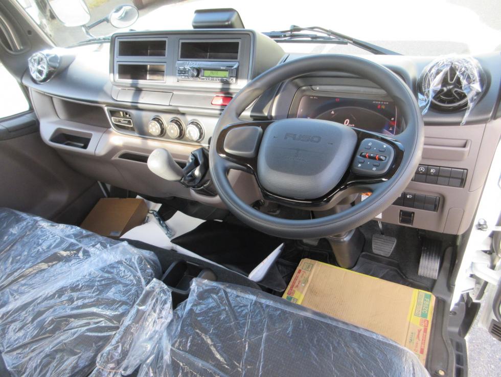 三菱 平ボデー・Wキャブ・シャーシ 小型  2RGーFBAV0 9枚目