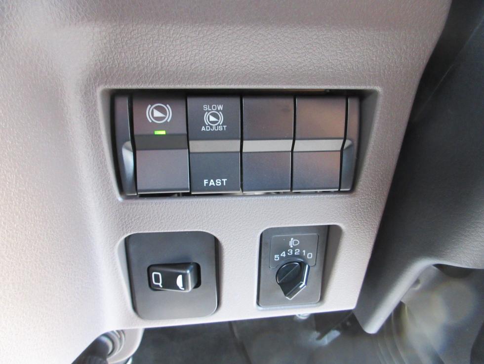 三菱 クレーン付 小型 令和7年11月 2PGーFEB90 14枚目