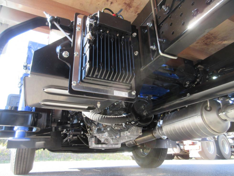 三菱 クレーン付 小型 令和7年11月 2PGーFEB90 43枚目