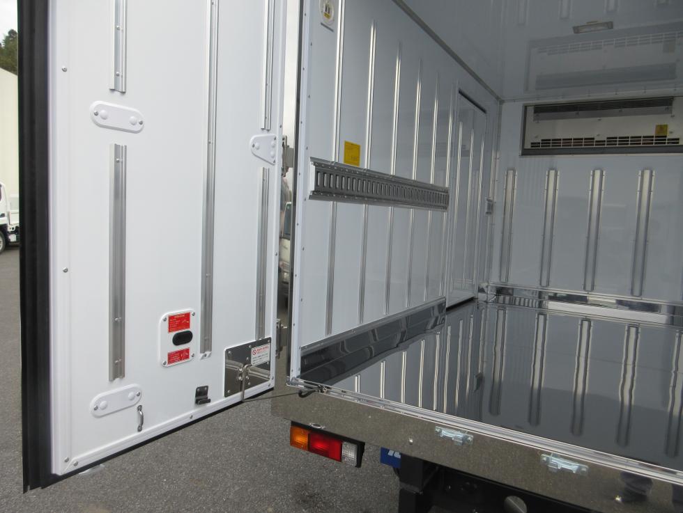 三菱 冷凍・保冷 小型 令和7年11月 2RGーFBAV0 30枚目