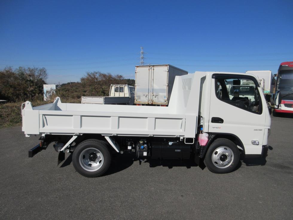 三菱 ダンプ 小型 令和7年12月 2RGーFBA60 6枚目