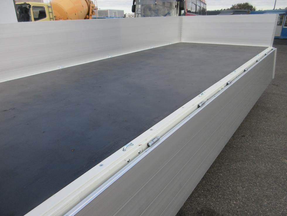 三菱 平ボデー・Wキャブ・シャーシ 小型 令和7年11月 2PGーFEB90 27枚目