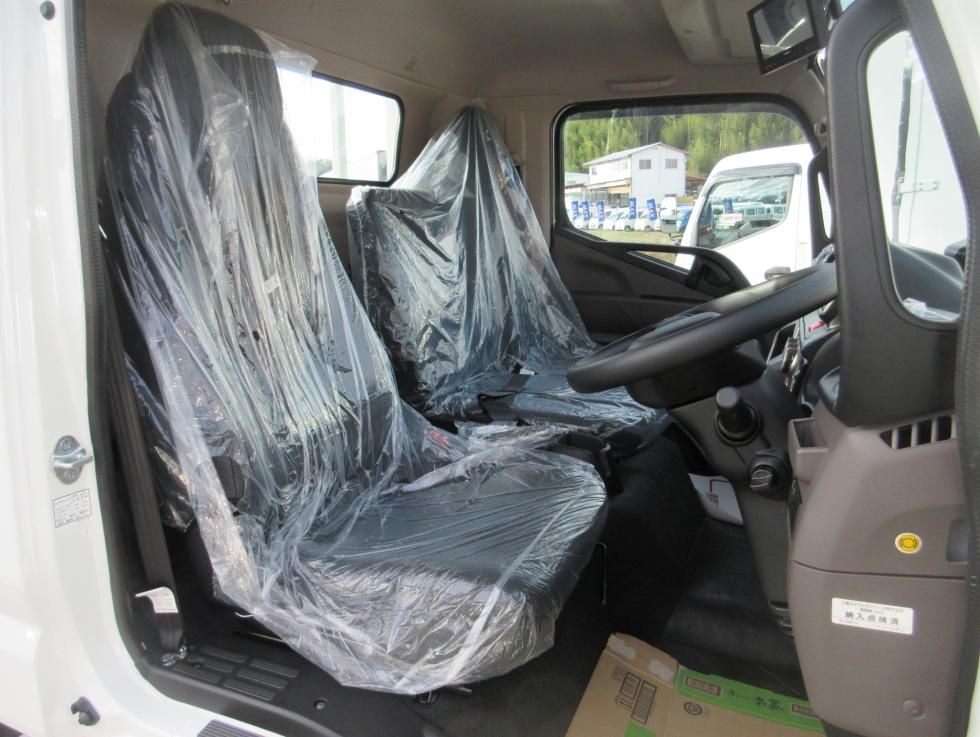 三菱 平ボデー・Wキャブ・シャーシ 小型 令和7年11月 2PGーFEB90 7枚目