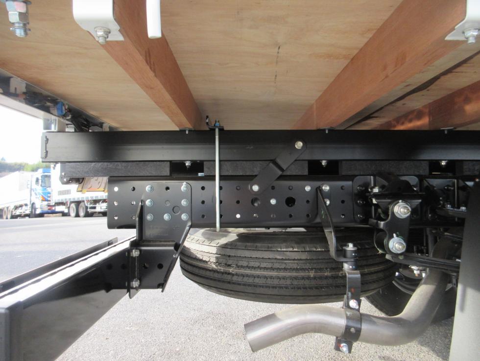 三菱 平ボデー・Wキャブ・シャーシ 小型 令和7年11月 2PGーFEB90 31枚目