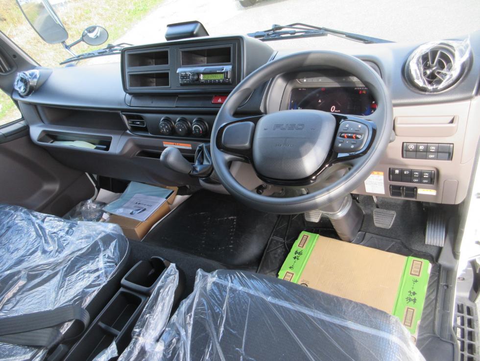 三菱 ウィング 小型 令和7年11月 2PGーFEB90 9枚目