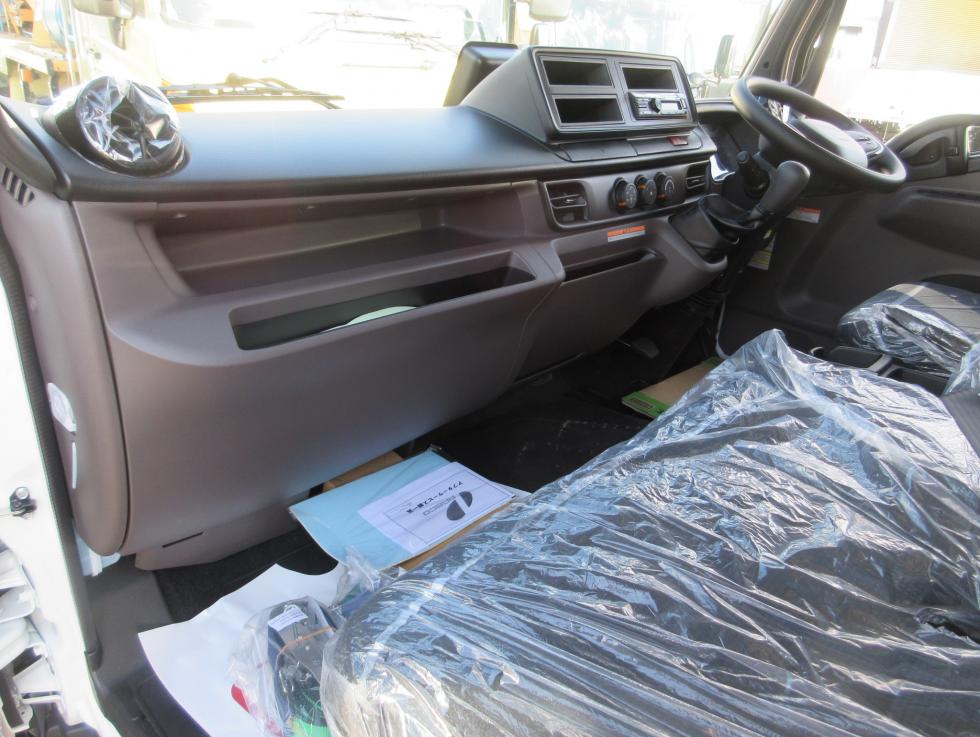 三菱 ウィング 小型 令和7年11月 2PGーFEB90 20枚目