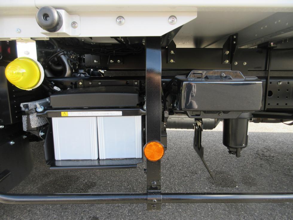 三菱 ウィング 小型 令和7年11月 2PGーFEB90 39枚目