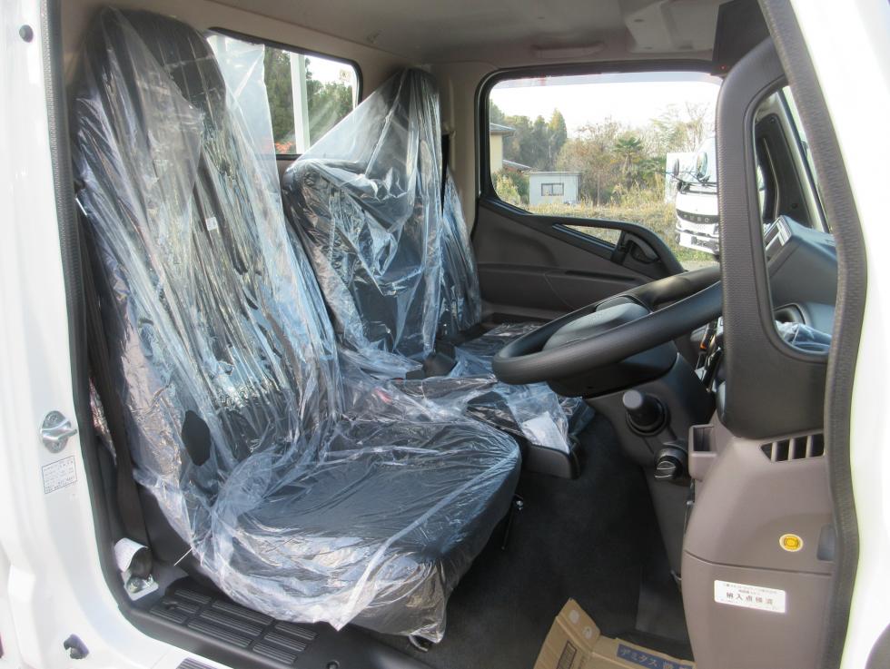 三菱 平ボデー・Wキャブ・シャーシ 小型 令和7年11月 2RGーFBAV0 7枚目