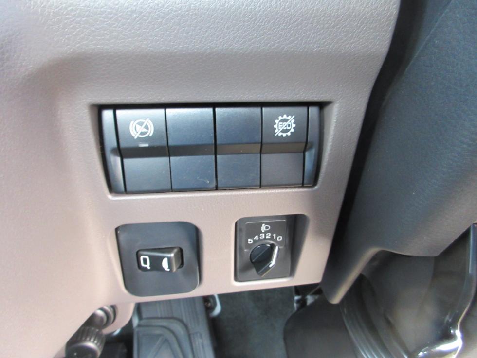 三菱 平ボデー・Wキャブ・シャーシ 小型 令和7年11月 2RGーFBAV0 14枚目