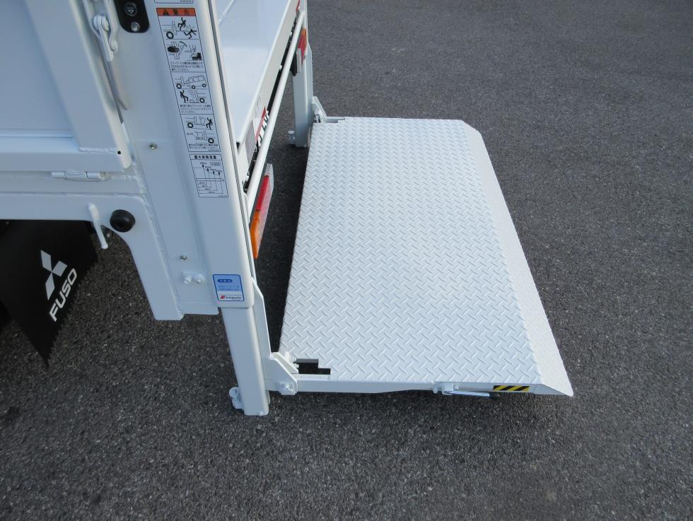 三菱 平ボデー・Wキャブ・シャーシ 小型 令和7年11月 2RGーFBAV0 26枚目