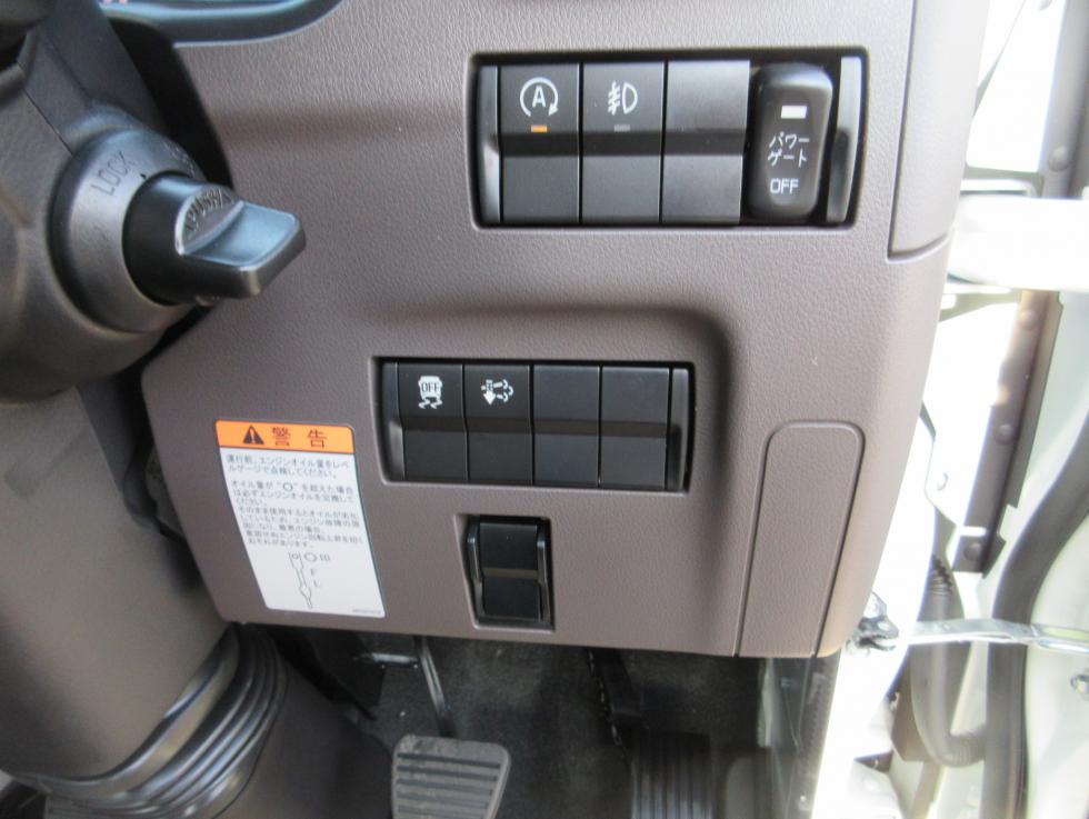 三菱 平ボデー・Wキャブ・シャーシ 小型 令和7年11月 2RGーFBAV0 10枚目